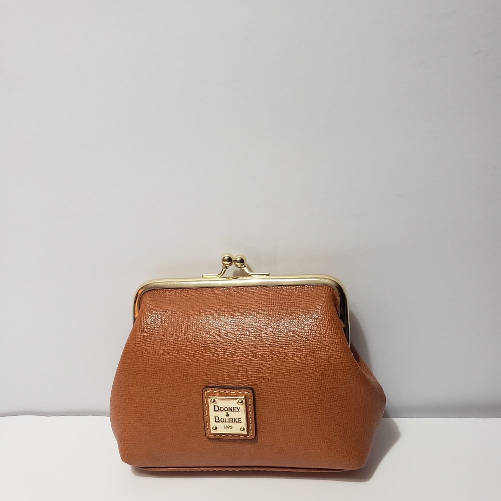NEW! DOONEY & BOURKE Pebble Grain Leather Large Frame Coin Purse/Pouch